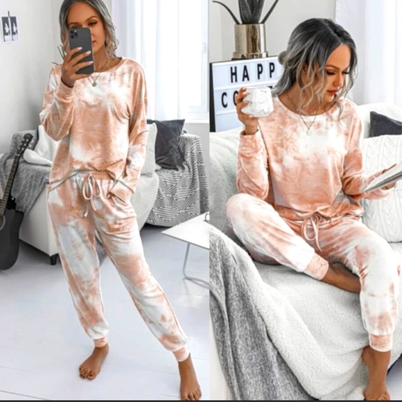 Lay Low 2 piece tie dye soft set - Picture 1 of 5